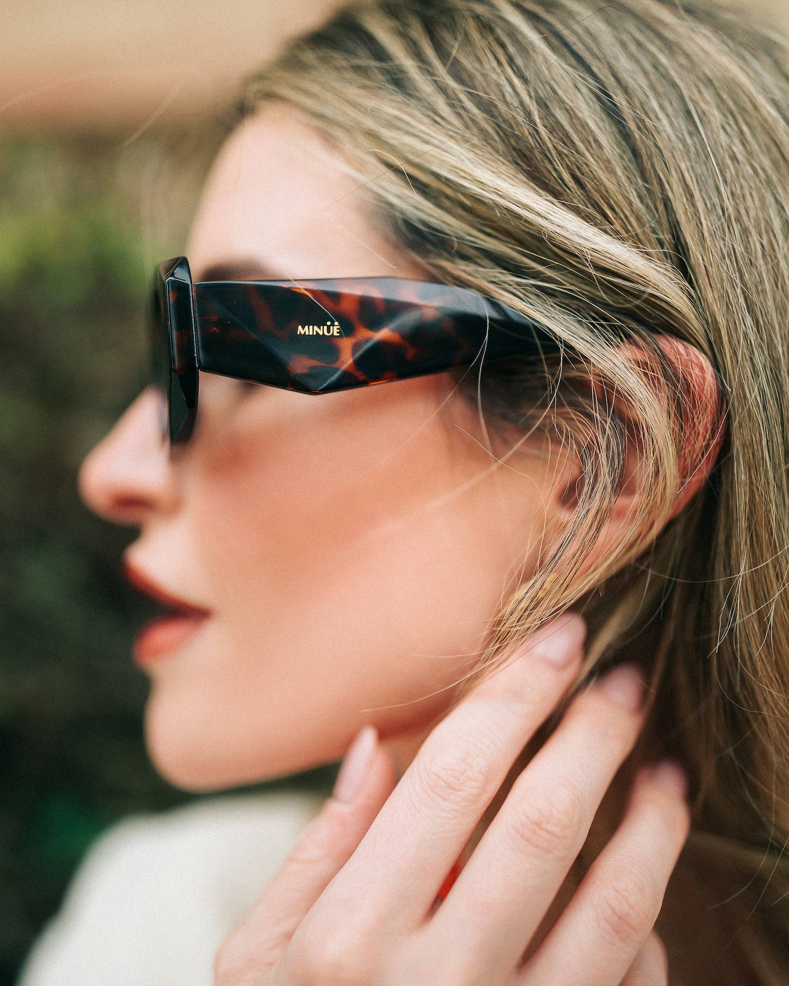 Roberts Carey Sunglasses by Minue